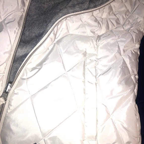 Women’s Free Country reversible vest - Picture 5 of 5